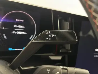 Photo 12 Renault Austral  E-Tech hybrid 200