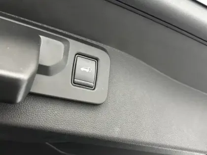 Photo 20 Renault Austral  E-Tech hybrid 200