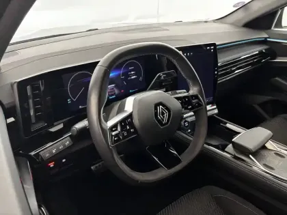 Photo 9 Renault Austral  E-Tech hybrid 200