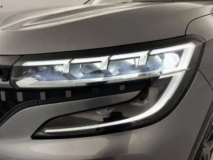 Photo 21 Renault Austral  E-Tech hybrid 200