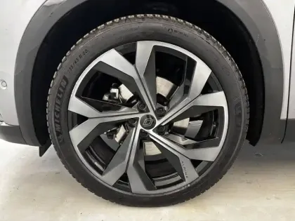 Photo 18 Renault Austral  E-Tech hybrid 200