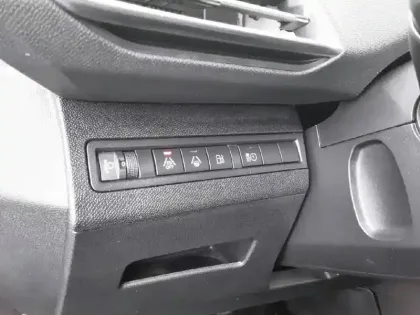 Photo 46 Peugeot 3008  Hybrid 225 e-EAT8