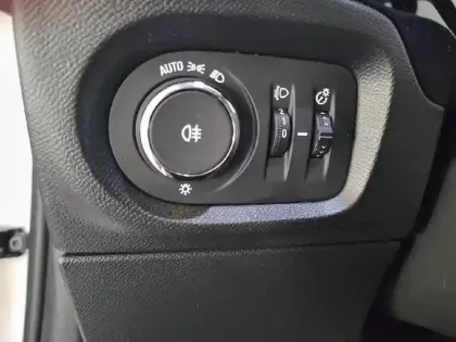 Photo 44 Opel Corsa  1.2 Turbo 100 ch BVM6