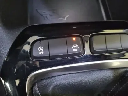 Photo 43 Opel Corsa  1.2 Turbo 100 ch BVM6