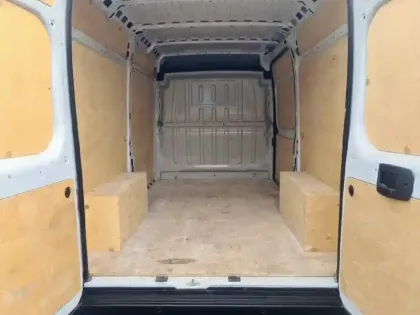 Photo 26 Peugeot Boxer  TOLE 3.3 T L2H2 BLUEHDI 140 S&S BVM6