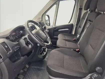 Photo 31 Peugeot Boxer  TOLE 3.3 T L2H2 BLUEHDI 140 S&S BVM6