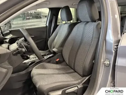 Photo 60 Peugeot 208  Hybrid 110 e-DCS6