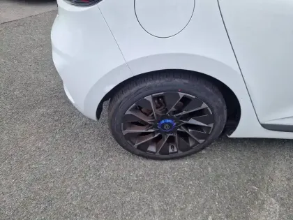 Photo 26 Renault Clio  E-Tech full hybrid 145 ch GSR2