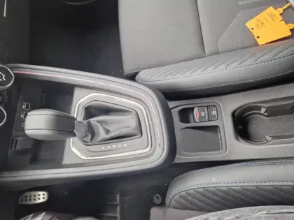 Photo 13 Renault Clio  E-Tech full hybrid 145 ch GSR2