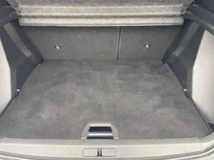 Photo 11 Peugeot 2008  PureTech 130 S&S BVM6