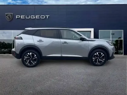 Photo 3 Peugeot 2008  PureTech 130 S&S BVM6