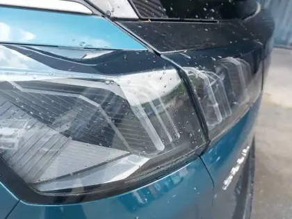 Photo 36 Peugeot 3008  Hybrid 225 e-EAT8