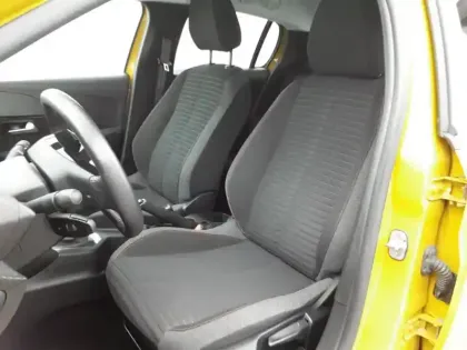 Photo 42 Peugeot 208  BlueHDi 100 S&S BVM6