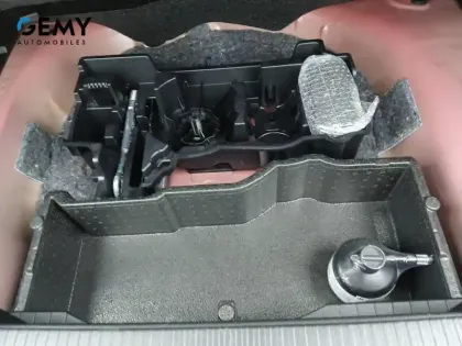 Photo 21 Peugeot 2008  PureTech 100 S&S BVM6