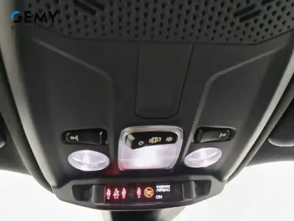 Photo 16 Peugeot 2008  PureTech 100 S&S BVM6