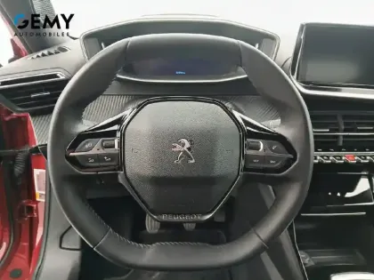 Photo 12 Peugeot 2008  PureTech 100 S&S BVM6