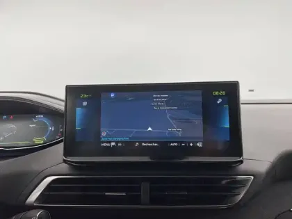 Photo 19 Peugeot 3008  Hybrid 225 e-EAT8