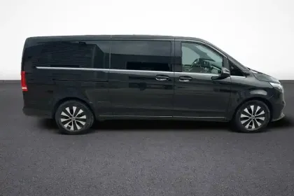 Photo 30 Mercedes CLA sse V Extra-Long 300 d 9G-TRONIC 4x4