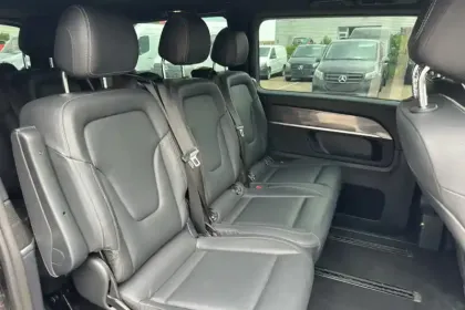 Photo 33 Mercedes CLA sse V Extra-Long 300 d 9G-TRONIC 4x4