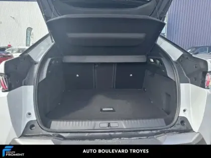 Photo 20 Peugeot 3008  1.2 Hybrid 136ch Allure e-DCS6