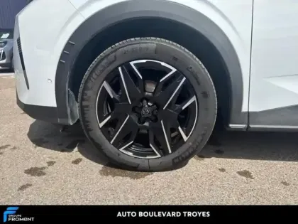 Photo 27 Peugeot 3008  1.2 Hybrid 136ch Allure e-DCS6