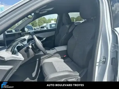 Photo 25 Peugeot 3008  1.2 Hybrid 136ch Allure e-DCS6