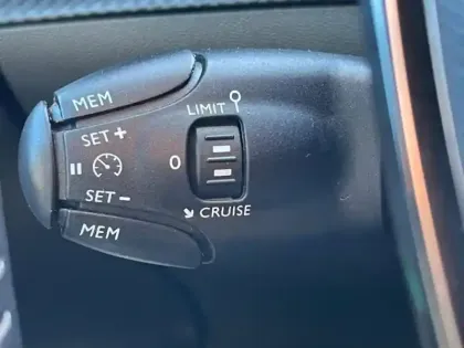 Photo 14 Peugeot 208 Gén. II Ph1 NG Allure 5