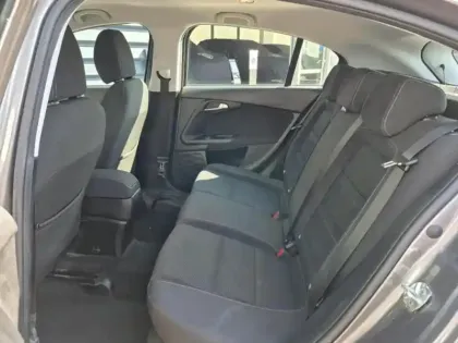 Photo 11 Fiat Tipo  1.4 95ch Easy 5p