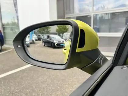 Photo 20 Volkswagen Golf  SW 1.5 eTSI OPF 150ch R-Line DSG7