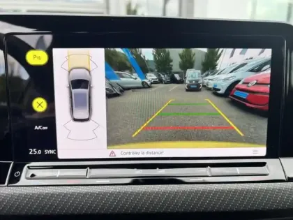 Photo 18 Volkswagen Golf  SW 1.5 eTSI OPF 150ch R-Line DSG7