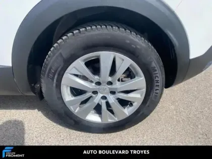 Photo 12 Peugeot 3008  1.5 BlueHDi 130ch S&S Active Business