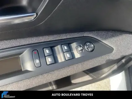 Photo 14 Peugeot 3008  1.5 BlueHDi 130ch S&S Active Business