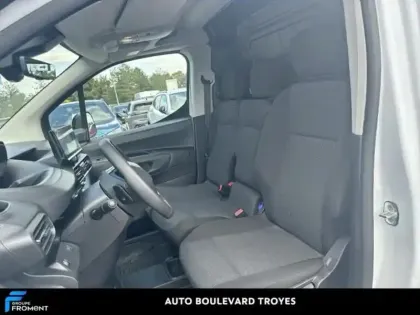 Photo 25 Peugeot Partner  M 800kg Electrique 136ch Batterie 54 kWh