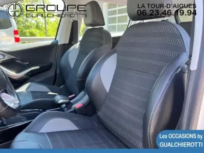 Photo 8 Peugeot 2008  1.2 PureTech 110ch Allure S&S EAT6