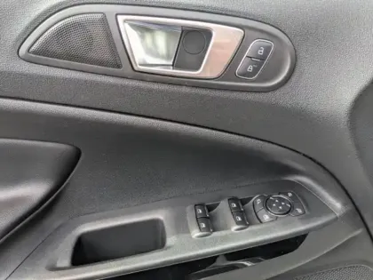 Photo 3 Ford Ecosport  1.0 EcoBoost 100ch Titanium Euro6.2