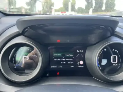 Photo 35 Toyota Yaris Gén. I Ph1 Design 5