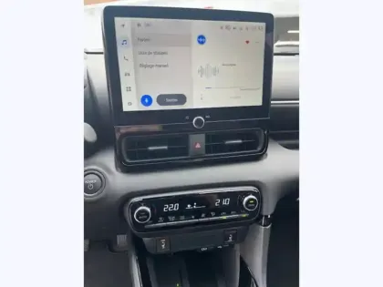 Photo 14 Toyota Yaris Gén. IV Ph1 NG Collection 5