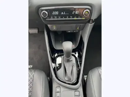 Photo 13 Toyota Yaris Gén. IV Ph1 NG Collection 5