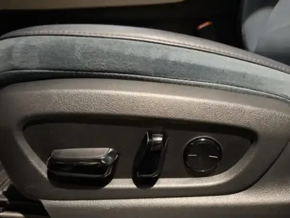 Photo 28 Lexus RZ Gén. I Ph1 Executive 5