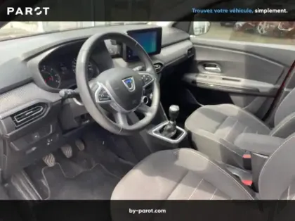 Photo 18 Dacia Jogger 1.0 ECO-G 100ch Extreme+ 5 places