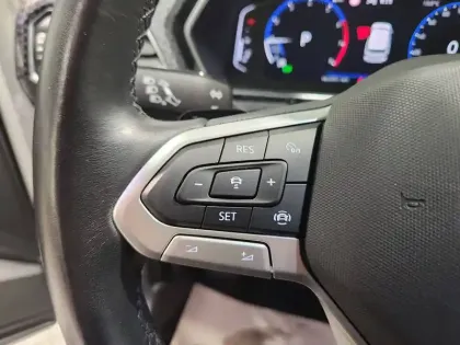 Photo 8 Volkswagen T-cross  1.0 TSI 110 Start/Stop DSG7