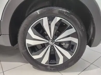 Photo 11 Volkswagen T-cross  1.0 TSI 110 Start/Stop DSG7