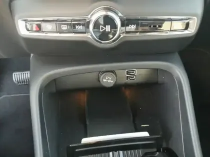 Photo 18 Volvo Xc40  T5 Recharge 180+82 ch DCT7