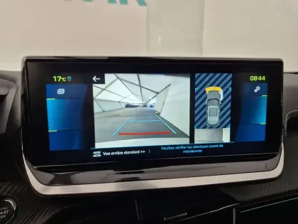 Photo 19 Peugeot 2008  Electrique 136 ch