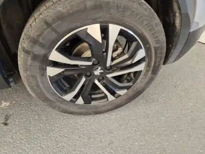 Photo 10 Peugeot 2008  Electrique 136 ch