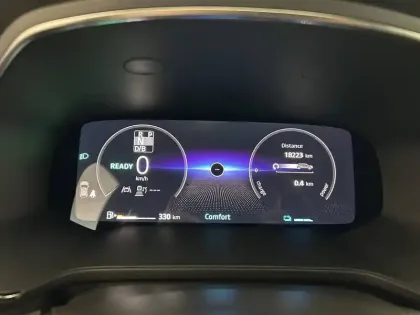 Photo 41 Renault Captur  E-Tech full hybrid 145 ch