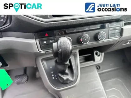 Photo 13 Volkswagen Crafter  VAN 35 L3H3 2.0 TDI 140 CH BVA