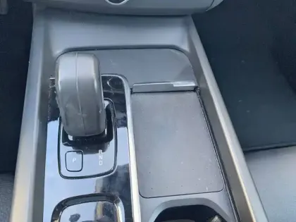 Photo 21 Volvo Xc60  T6 Recharge AWD 253 ch + 145 ch Geartronic 8