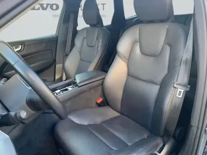 Photo 7 Volvo Xc60  T6 Recharge AWD 253 ch + 145 ch Geartronic 8