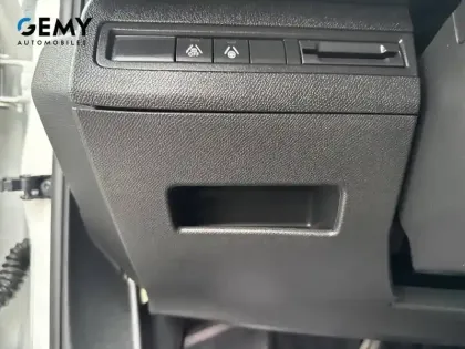 Photo 35 Peugeot 3008  PureTech 130ch S&S EAT8